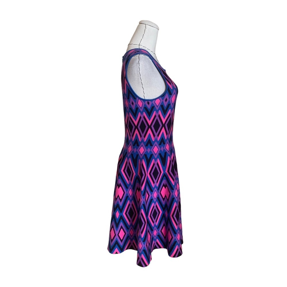 Issa London Knit Sleeveless Diamond Pattern Fit and Flare Skater Dress Med/Large - Picture 3 of 8